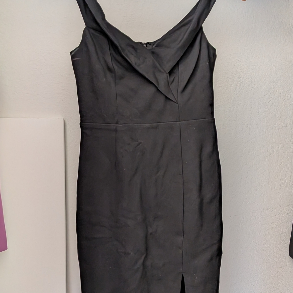Lulu's Classic Black Midi Dress